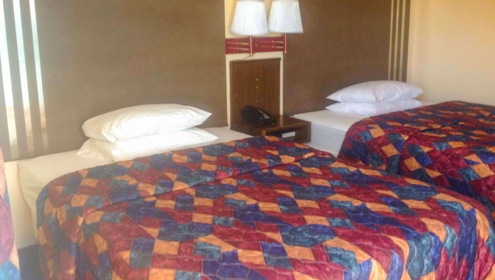 Classic Inn Early Экстерьер фото